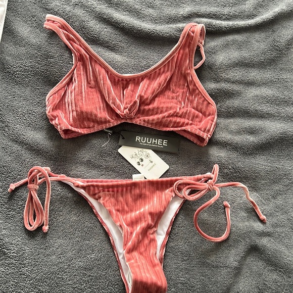 RUUHEE velour bathing suit - Picture 1 of 1